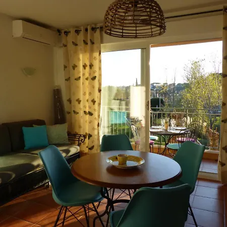 Apartment Le Bleuet *